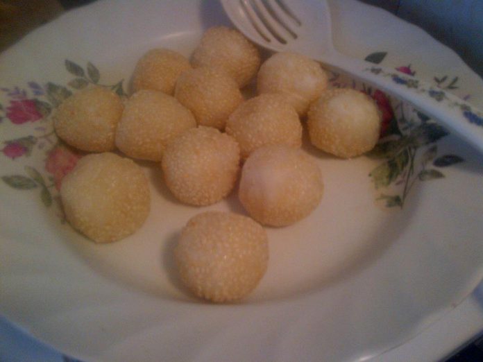 Onde-onde Komplong By Ratna Fatma Onde-onde Komplong By Ratna Fatma