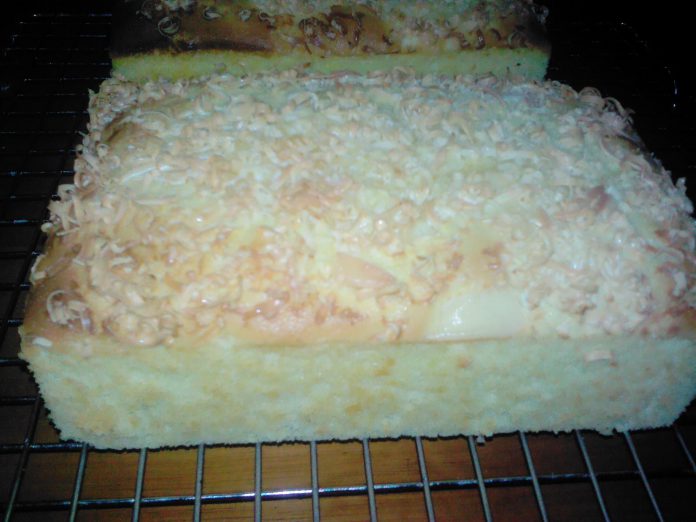 Cake Tape Keju by Agatha M. Kuntari