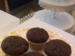 Salah satu cemilan favorite anak anak…rasanya nyoklat sekali…textur seperti muffin tapi lembut dan moist