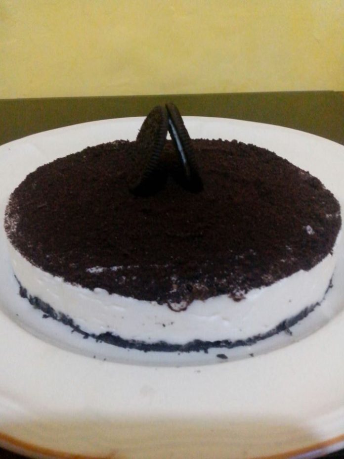 Oreo Cheese Cake by Melanie Anggraeni