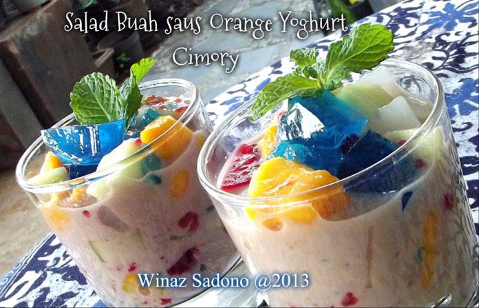 Salad Buah saus Orange Yoghurt Cimory by Winaz Sadono