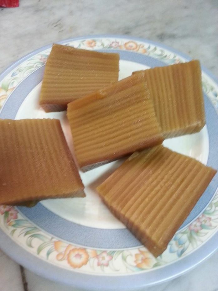 Lapis Tepung Beras Gula Merah by Sofi Bawazier