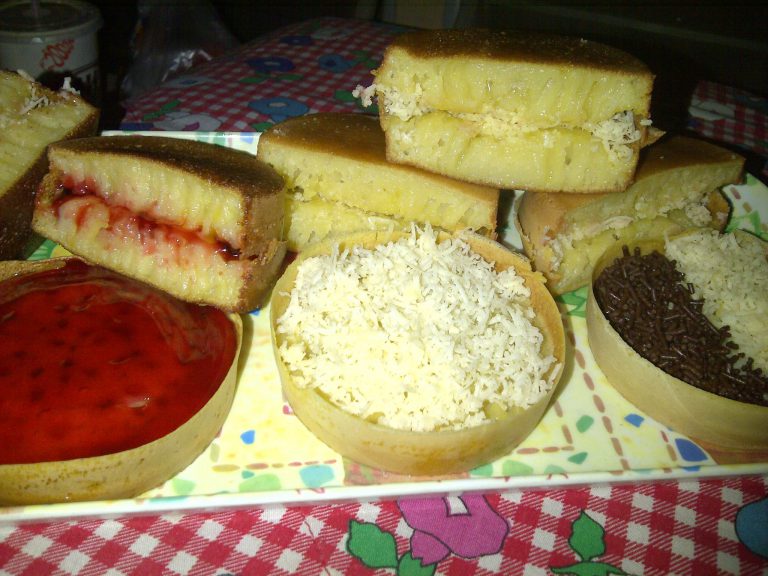 Martabak Manis (Tanpa Ragi) By Renee Gerald Hariyo