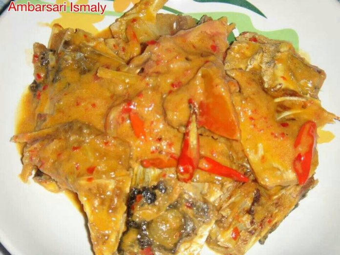 Gulai Kepala Ikan Asin by Ambarsari Ismaly