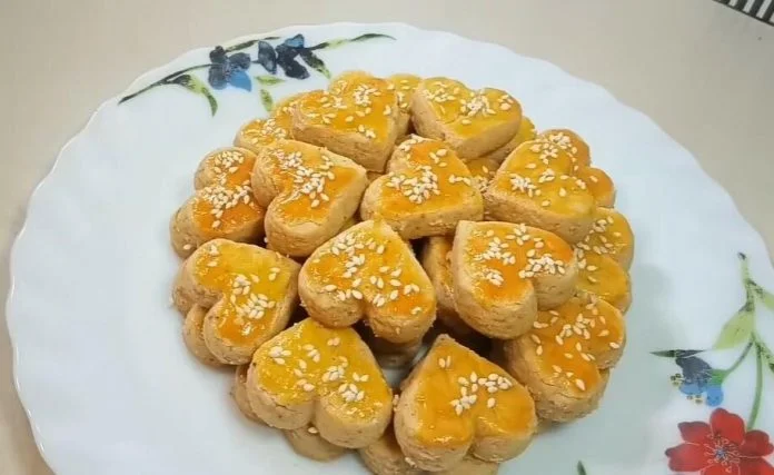 Kue Kering Kacang by Sri Ermawati