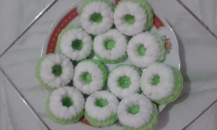 Putu Ayu by Aswatiah Aat