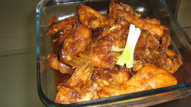 Ayam Goreng by Selly Haryono