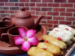 GEMBLONG - Deep Fried Sticky Rice coated with Caramel by Merry Rosalia