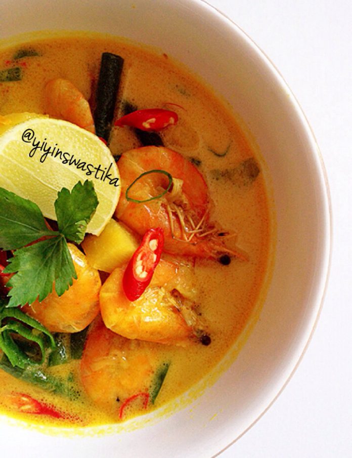 Kari Udang Nanas by Yiyin SwasTika