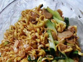 Mie Goreng by Susianne Flo S
