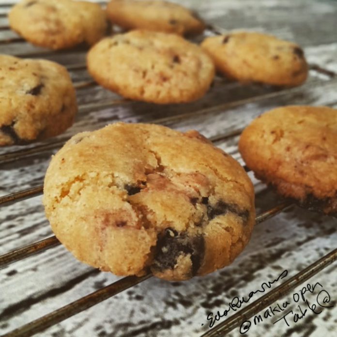 Vegan Double ChocoChip Cookies by Emma Rumawas