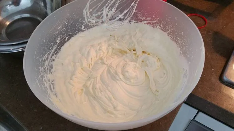 mixer 2 Ice Cream Creamy by Happy Kusuma Eller