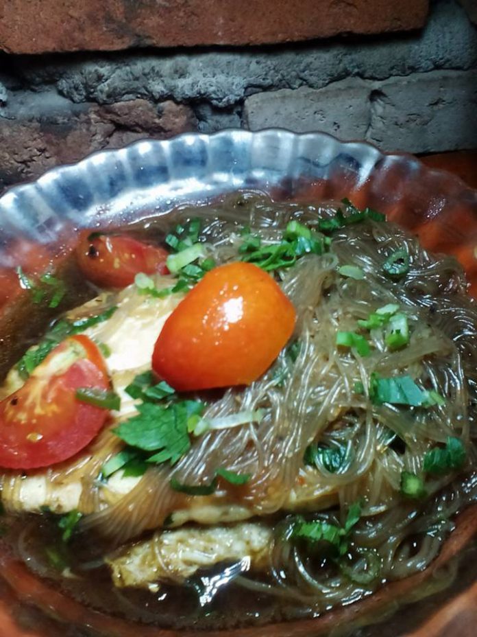 semur telor dengan mie soun by Sri Hastuti Dalimunthe semur telor dengan mie soun by Sri Hastuti Dalimunthe