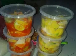 Asinan Buah by Wulan Suci Sophian