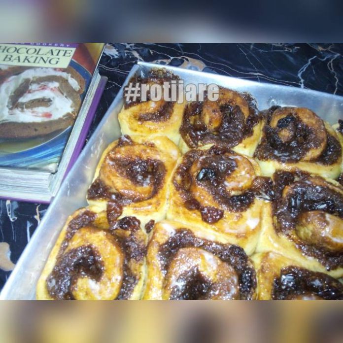 Cinnamon Swirl by Niniet Firdausy Cinnamon Swirl by Niniet Firdausy