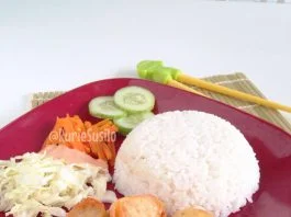 Egg Chicken Roll by Rurie Susilo