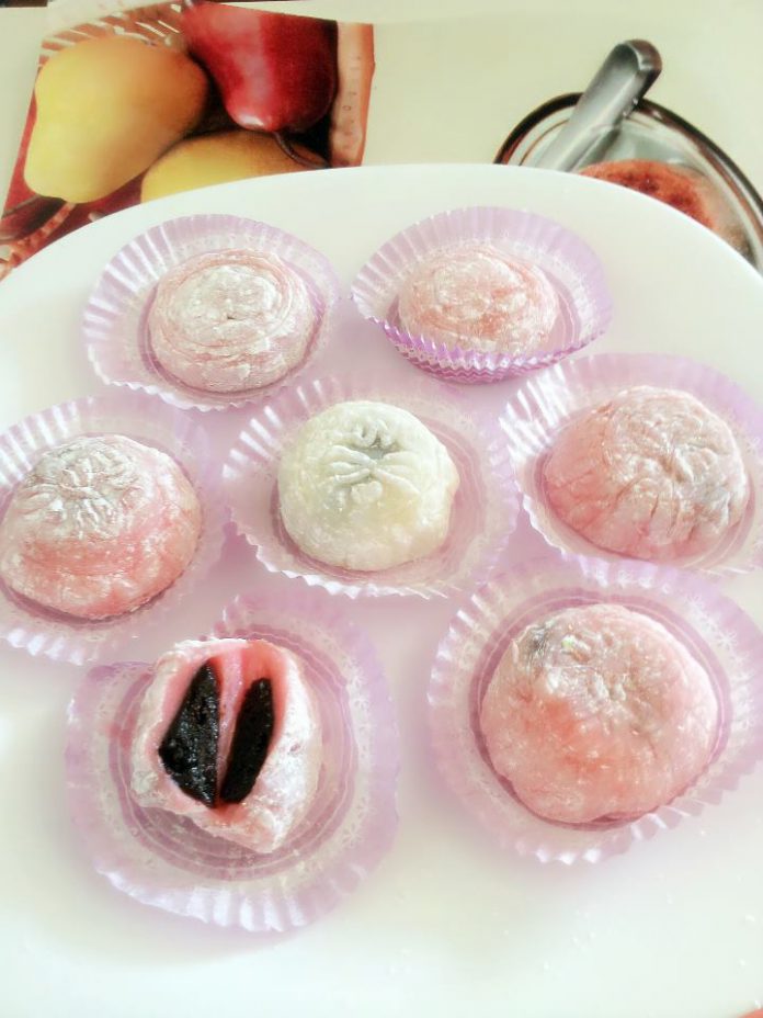 Mochi Isi Coklat by Putri Rara Mochi Isi Coklat by Putri Rara
