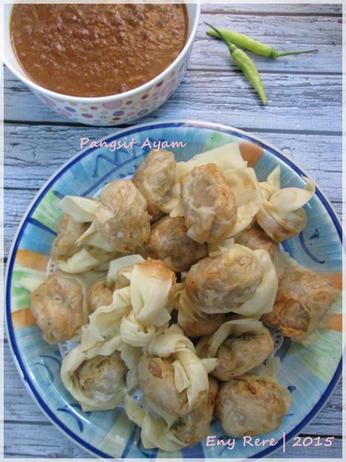Pangsit Ayam Saus Kacang by Eny Rere