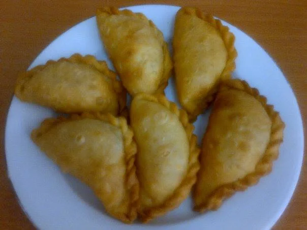 Pastel Isi Sayur dan Kentang by Yayat Susilawati