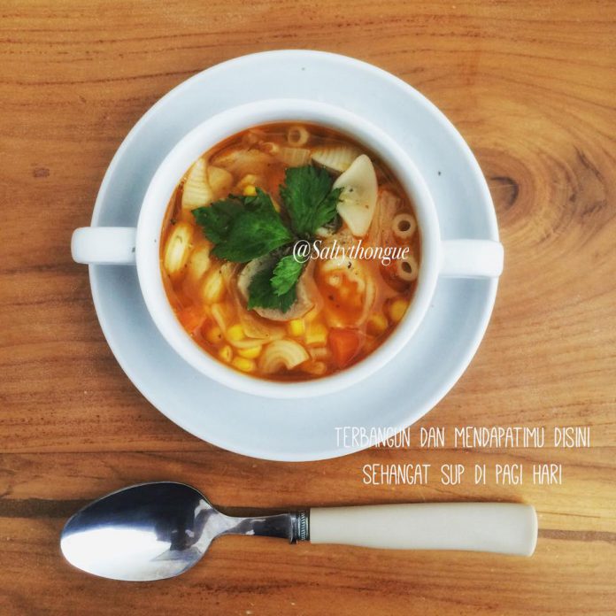 Spicy Macaroni Herb Soup by Fa Mella