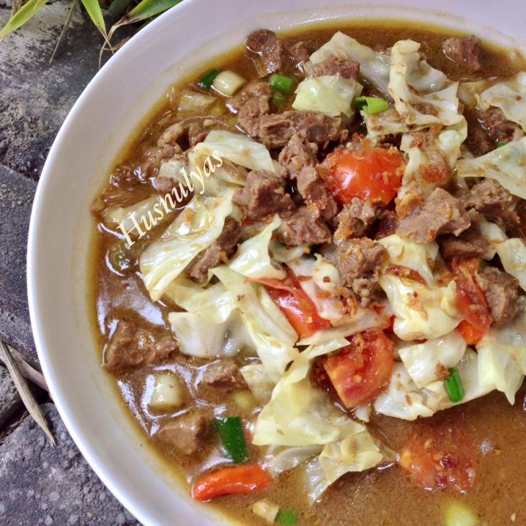 Tongseng Sapi (tidak pakai santan) by Husnul Chatimah