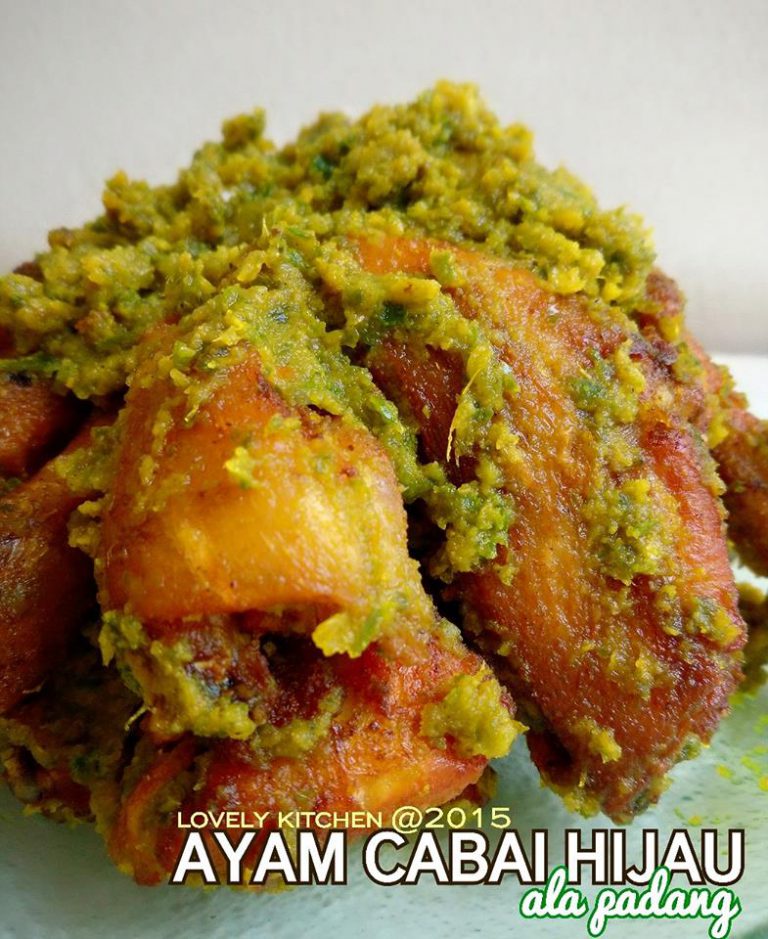 Ayam Goreng Kering Cabai Hijau by Maria Magdalena