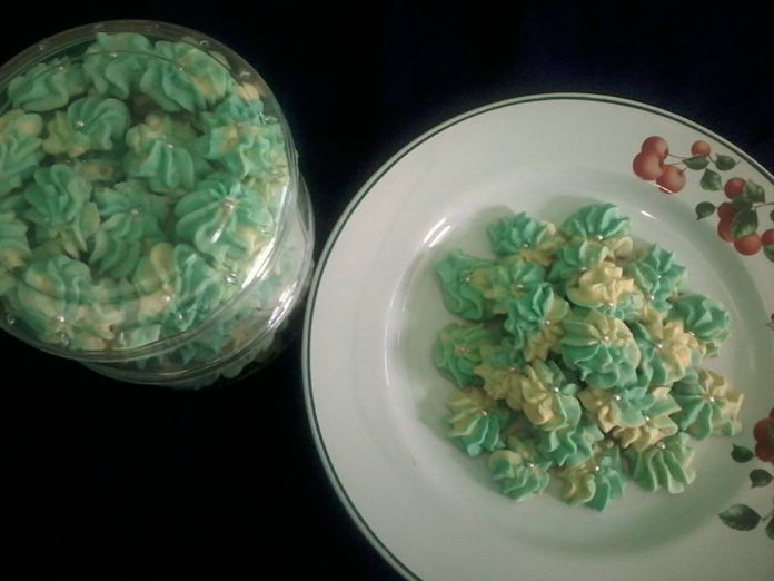 terinspirasi dari cookies dahlia nambah bakulan kue kering