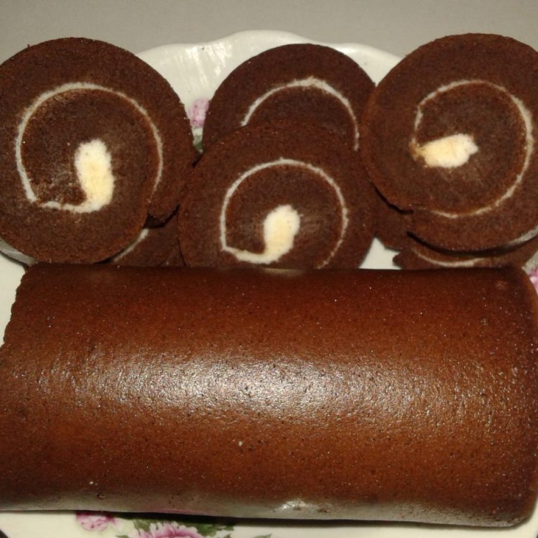 Bolu Gulung Coklat Keju by Erika Novita
