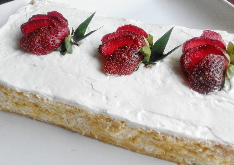 Bolu Kukus Roti Tawar by Lilies Indrawati