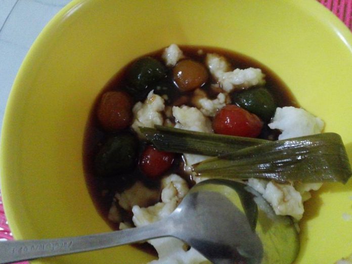 Candil Biji Salak Rainbow Kuah Jahe by May Mita Azizah Candil Biji Salak Rainbow Kuah Jahe by May Mita Azizah