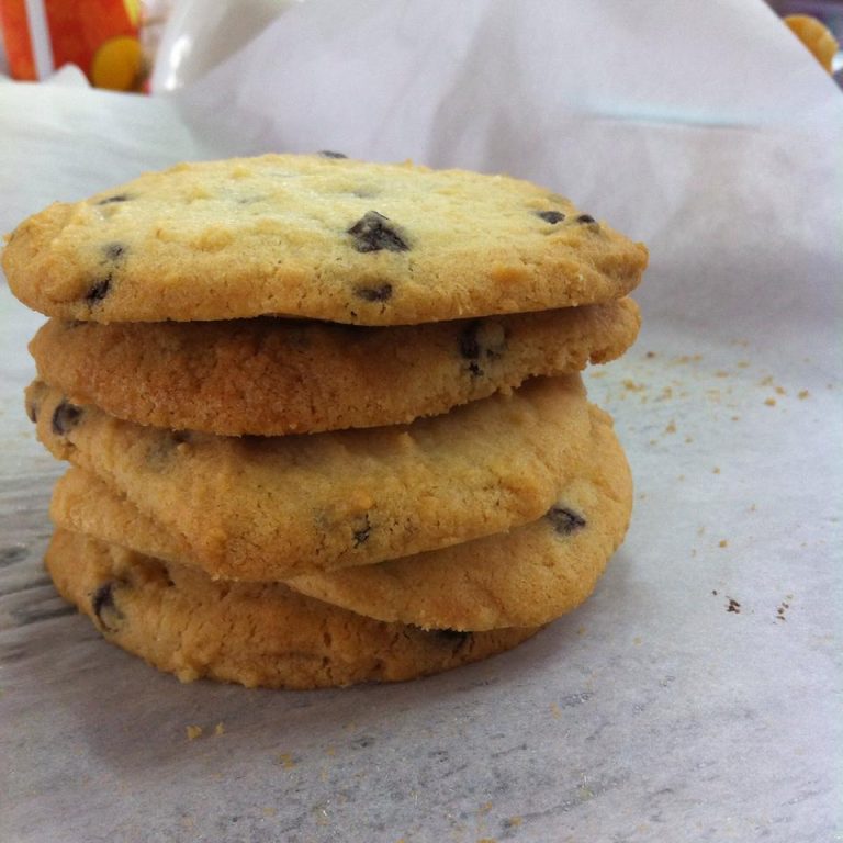 Choco Chips Cookies recipe by Sanny Lie Subroto