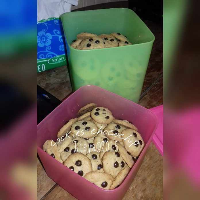 Cookies Chocochip by Qhisthina Lisya Safitri