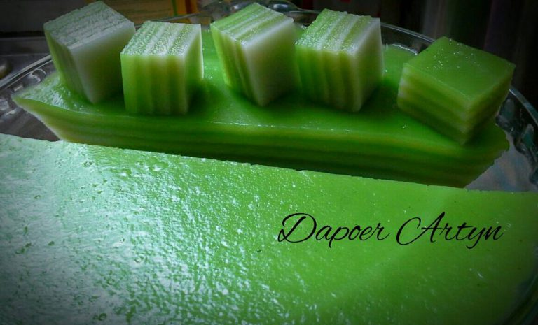 Kue Lapis Tepung Kanji by Ainie Dihati Adji