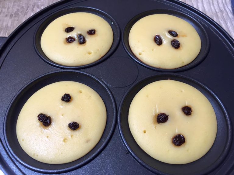 Kue Lumpur by Lala Hanti