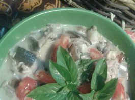 Mangge Mada (Sayur Jantung Pisang) by Ida Maylani