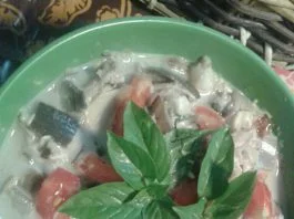 Mangge Mada (Sayur Jantung Pisang) by Ida Maylani