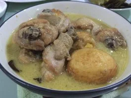 Opor Ayam by Valenciennes Dian Putri