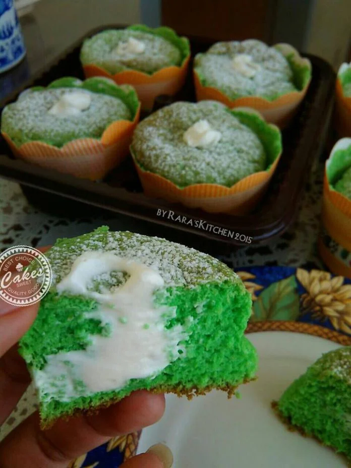 Pandan Hokkaido Chiffon Cupcake by Eirlynd Chararaya Pandan Hokkaido Chiffon Cupcake by Eirlynd Chararaya