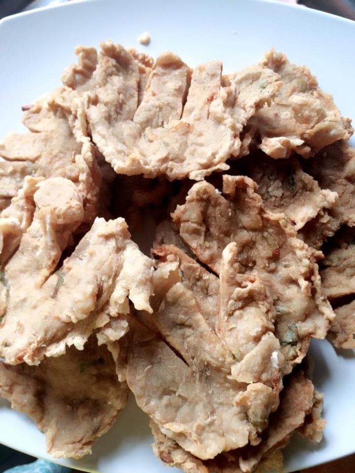 Pempek Tenggiri Crispy by Fitria Rosaline