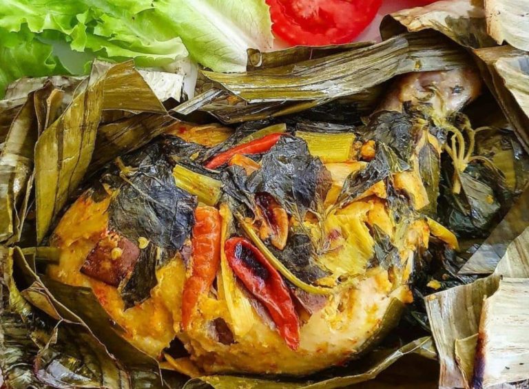 Resep Pepes Ayam by Astri Kusmanti