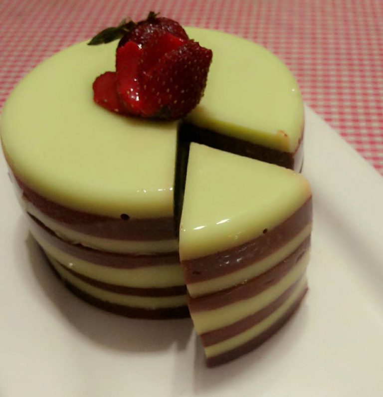 Puding Lapis Pandan Coklat by Siti Maryam