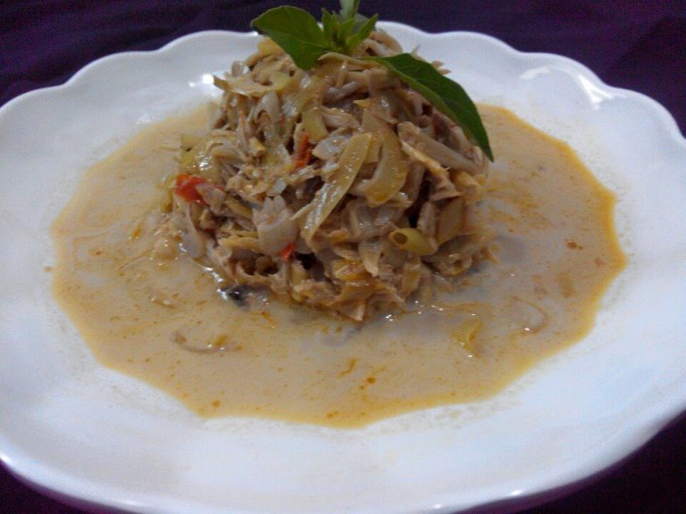 Sayur Jantung Pisang by Alfi Yuni