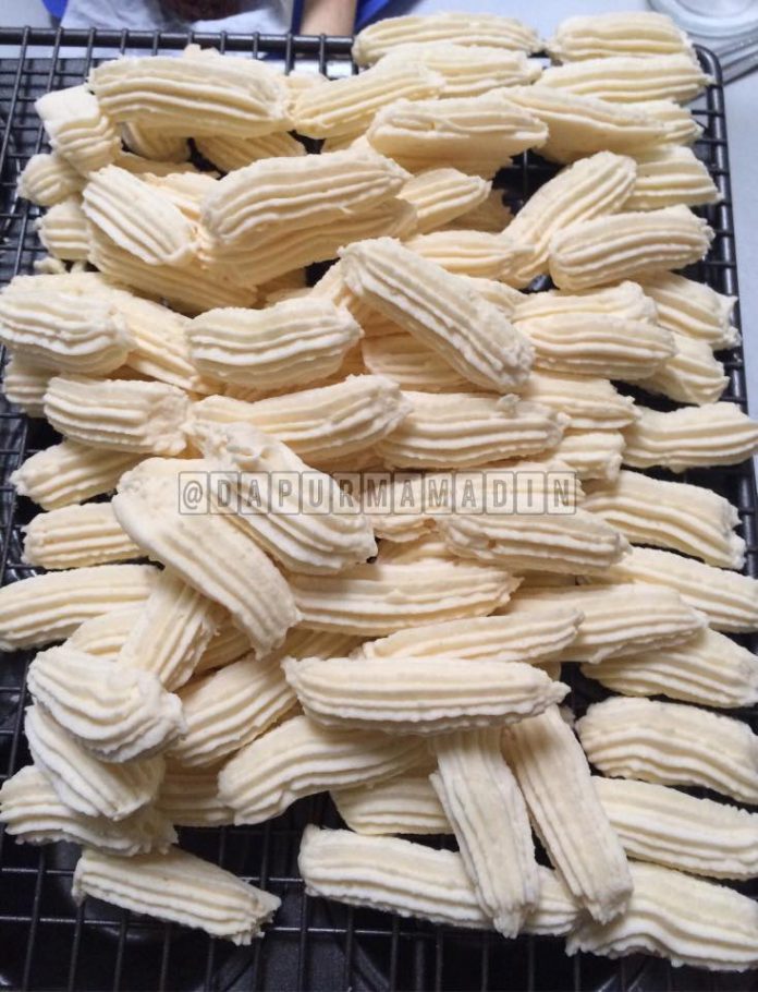 Semprit Sagu by Dinny-nya Didin