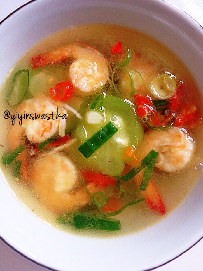 Soup Oyong Udang by Yiyin Swas Tika
