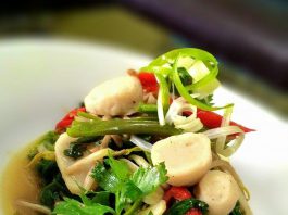 Tumis Kangkung dengan Tauge dan Baso Ikan by Yudha Indra Pramanto