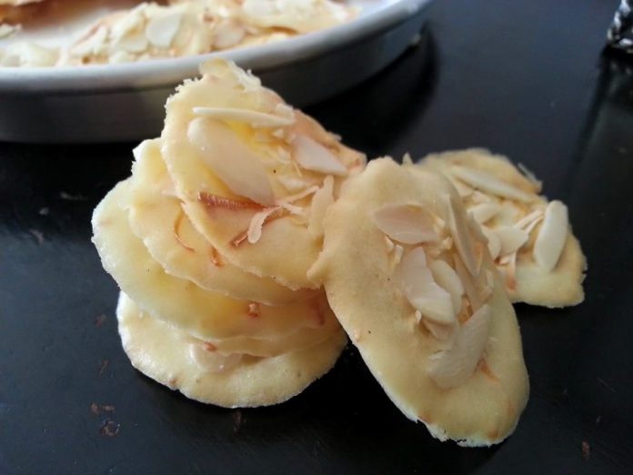 Almond Cheese Crispy Cookies by Susianne Flo S 1 Almond Cheese Crispy Cookies by Susianne Flo S