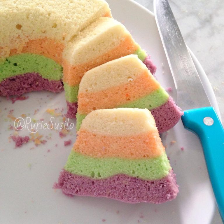 Bolu Kukus by Rurie Susilo