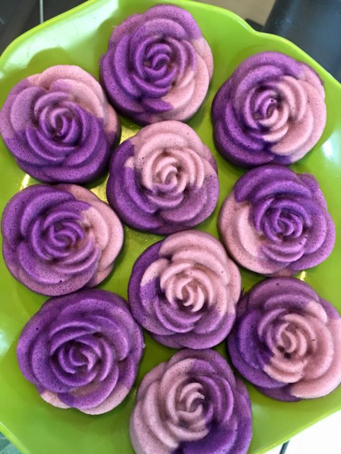 Bolu kukus Mawar by Maria Ulfah Bolu kukus Mawar by Maria Ulfah