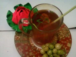 Ginger Lemongrass (with Strawberry Syrup) by Trissa Tampeng