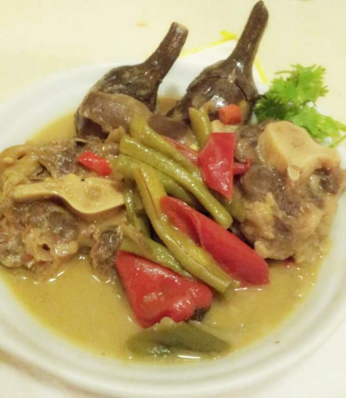 Kari-kari Oxtail by A Dini Yanti Kari-kari Oxtail by A Dini Yanti